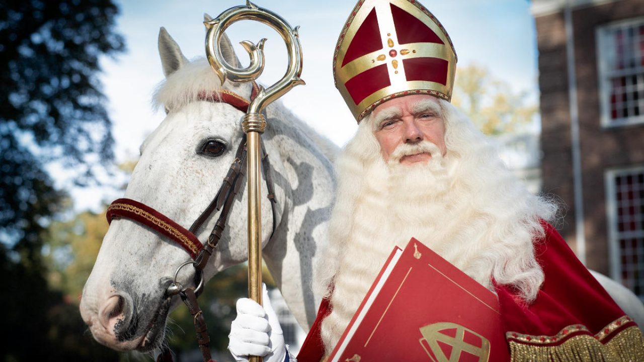 🎅 Sinterklaas, el Papá Noel holandés que llega en noviembre
